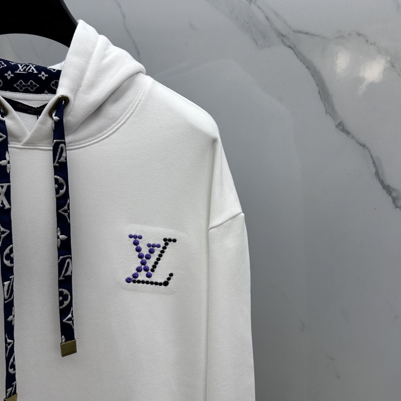 l0vis Vvtt0n hoodies